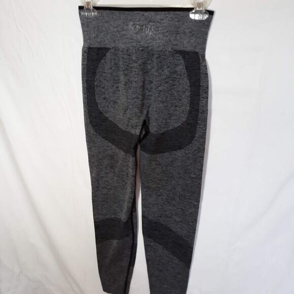 PINK by Victorias Secret Gray/Black Yoga Running Activewear Full Leggings Pants - Picture 4 of 4